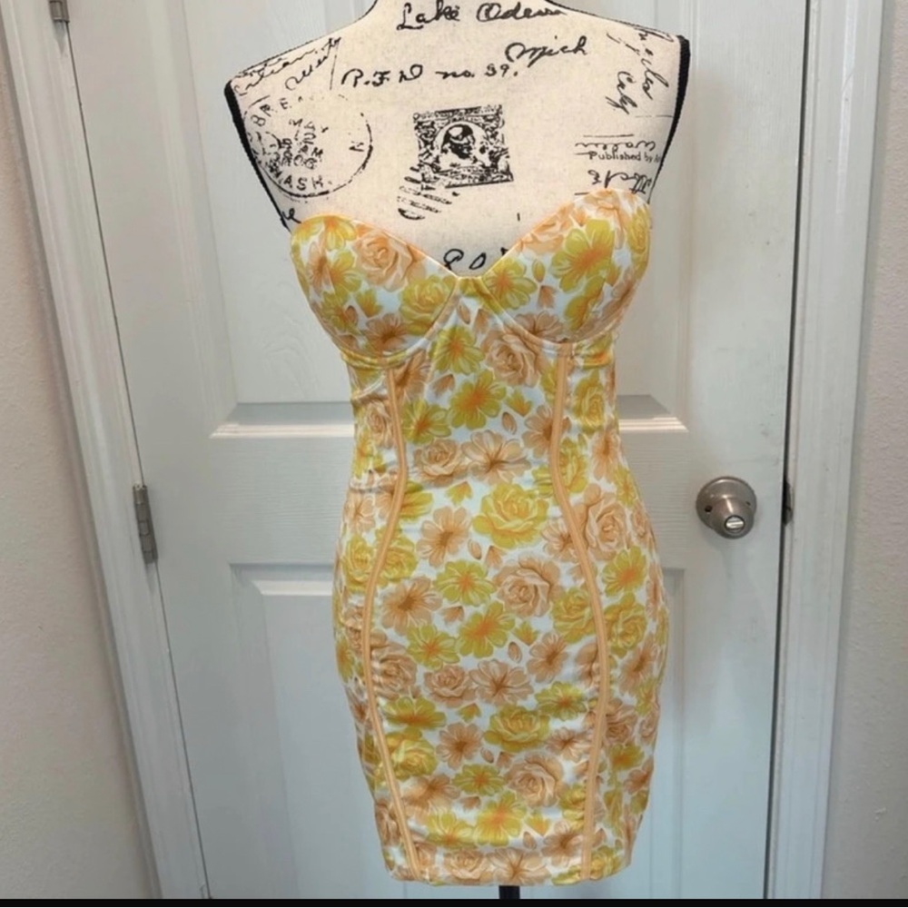 Oh Polly Yellow Floral Strapless Bodycon Dress
